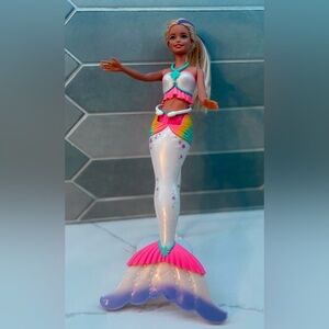 Barbie Dreamtopia CRAYOLA COLOR MAGIC Mermaid Doll Blond Purple Hair WHITE TAIL